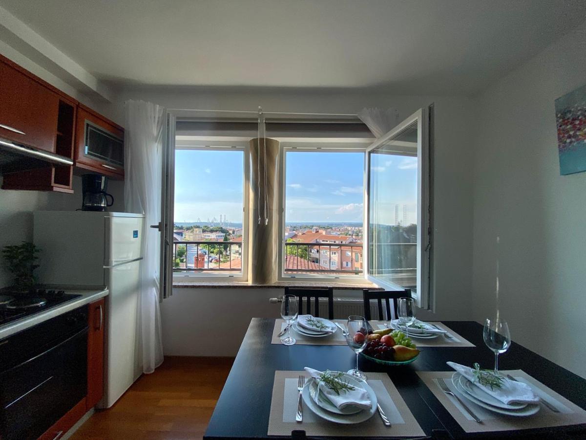 Penthouse Cityview Pula Bagian luar foto