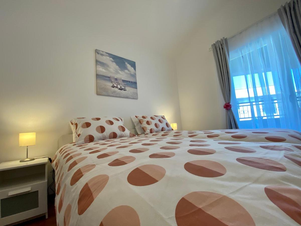 Penthouse Cityview Pula Bagian luar foto